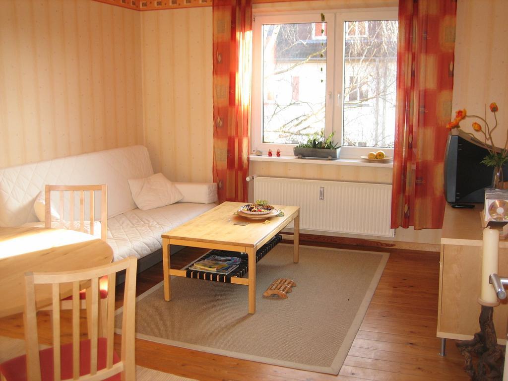Haus Ostseeatoll Apartment Rostock Bilik gambar